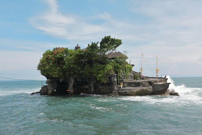 Full Day Ubud Tanah Lot Uluwatu All Inclusive Private Tour - Tegenungan Waterfall starts the morning