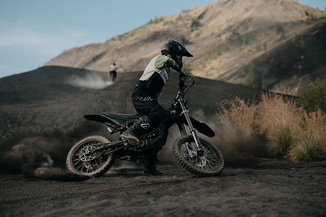 Half day forest & volcano tour with electric or petrol dirtbikes - The 7:00 am start in Kintamani