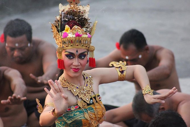 Half-Day Tour: Uluwatu Temple and Kecak Fire Dance Show - Padang Padang Beach for one hour