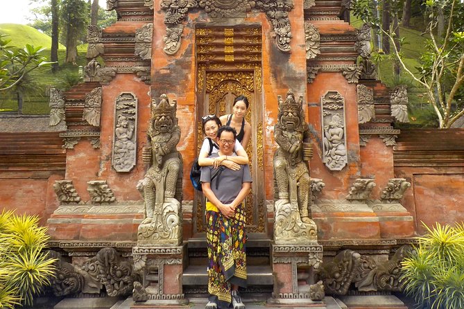 Half-Day Ubud Electric Cycling Tour to Tirta Empul Water Temple - Who should book this tour?