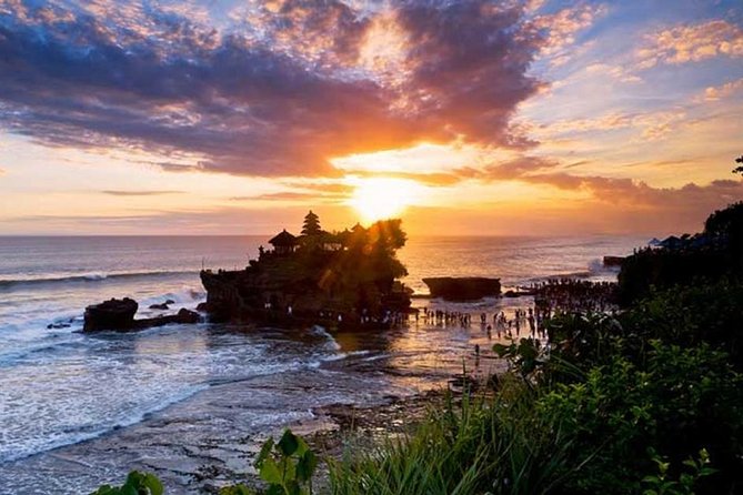 Hidden Nungnung Waterfall and Tanah Lot sunset Private Tour - Three very different Bali stops in one day