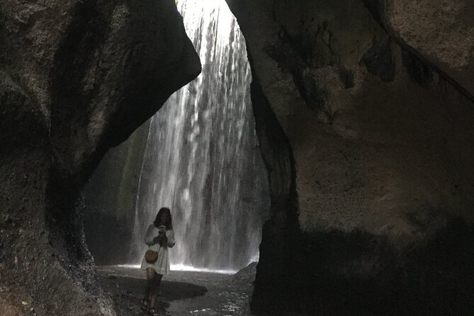 Instagram Tour Popular Spot in Bali - Private & All-inclusive - Walking into Tukad Cepung Waterfall