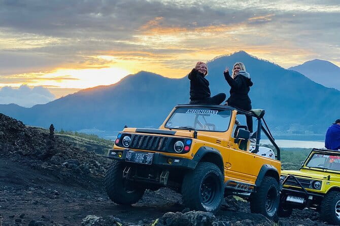 Jeep Mount Batur and Hot Springs with instagram fotos - Reaching Mount Batur before sunrise