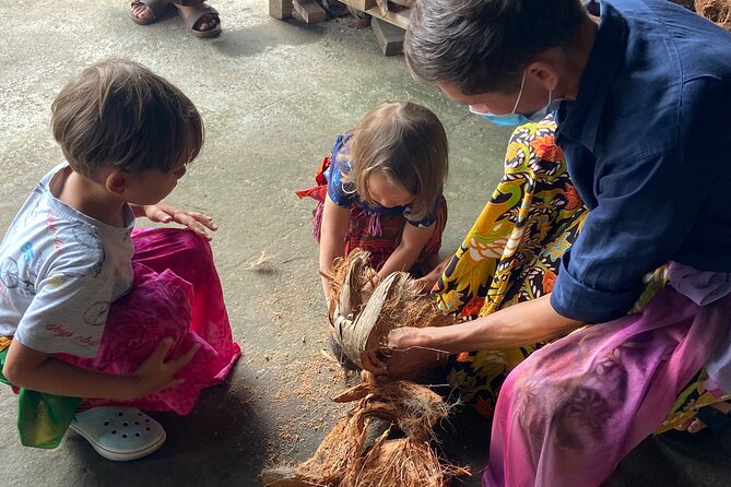 Make Traditional Bali Coconut Oil with a Balinese Family - A coconut scrub massage during the waiting time