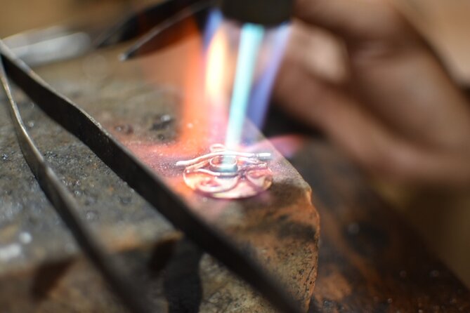 Make Your Own Bali Silver Jewelry Class with Balinese Family - Key points at a glance