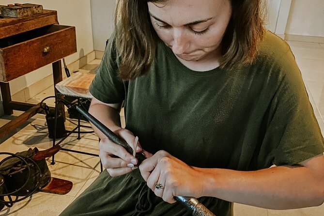 Make Your Own Bali Silver Jewelry Class with Balinese Family - A personal souvenir with a local connection