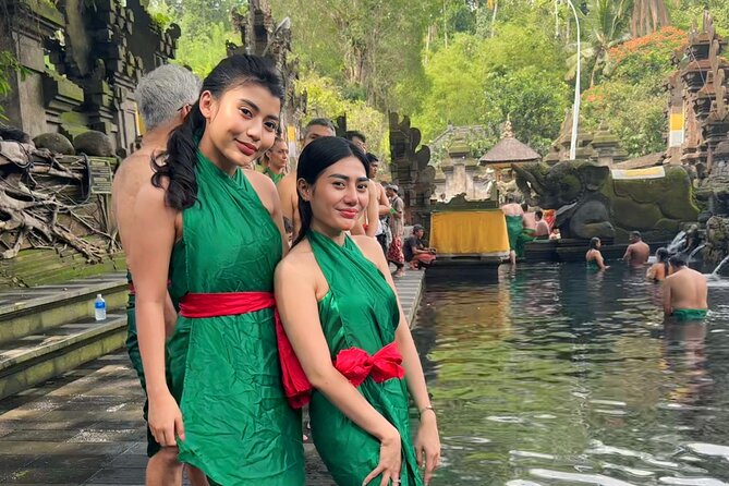 Melukat Ceremony and Temple Tour at Tirta Empul Temple - The sacred springs and the meaning of Melukat