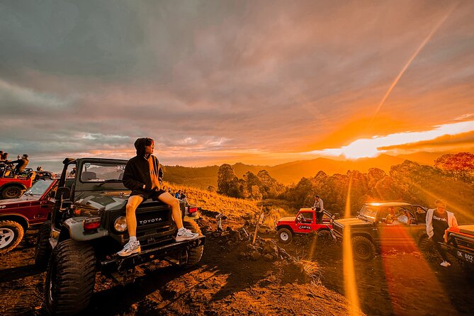 Mount Batur Jeep Sunrise Tour - Sunrise above Lake Batur and Mount Abang