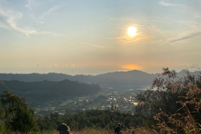 Mount Batur Sunrise Sharing Hike With Breakfast - Mount Batur before sunrise
