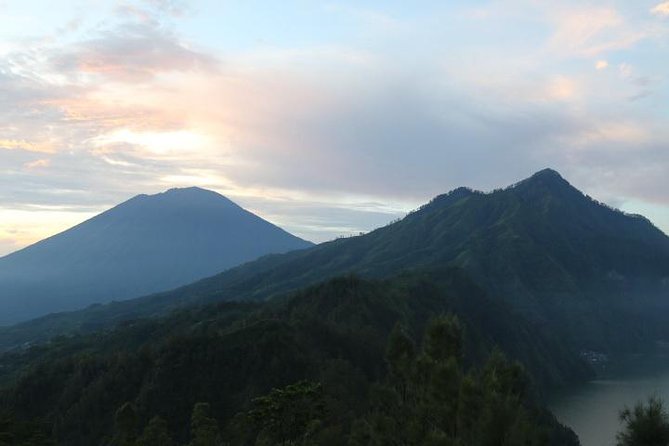 Mount Batur Sunrise Trekking & White Water Rafting ( Private - All Inclusive ) - Breakfast above Lake Batur adds real value