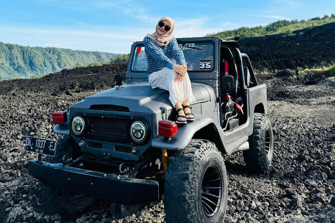 Mount Batur Volcano Jeep Sunset Tour - All Inclusive - A coffee plantation stop with a few limits