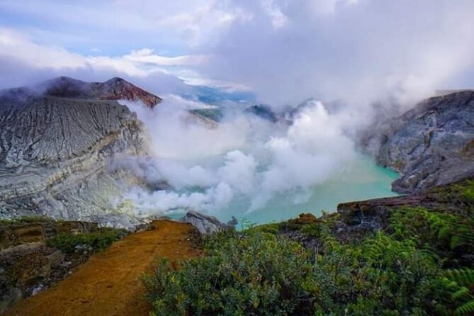 Mount Ijen Crater Tour From Ubud Bali - Who should book this overnight volcano trip