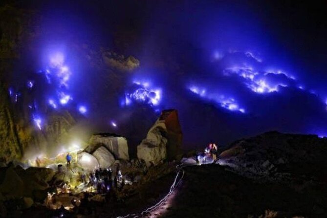 Mount Ijen Volcanic Crater Overnight Trip from Bali - Munduk brings rice terraces before the ferry