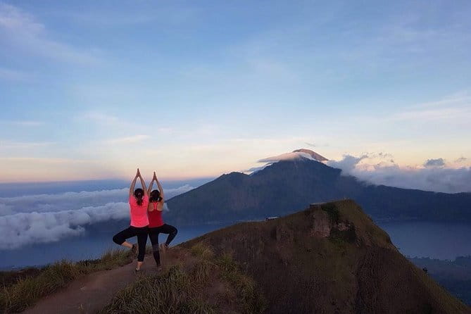 Munduk Twin Lake Jungle Hike, Ulun Danu Temple, & Waterfall - Who Will Enjoy This Munduk Outing