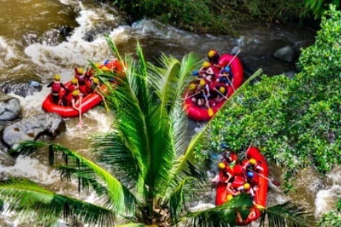 Munduk Twin lake Trekking, Ulun Danu Beratan & Hidden Waterfall - Twin Lake View shows Buyan and Tamblingan