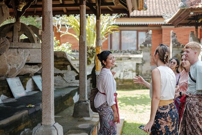 Myth of Pejeng Walking Tour - Kebo Edan and its unusual Bhairawa statue