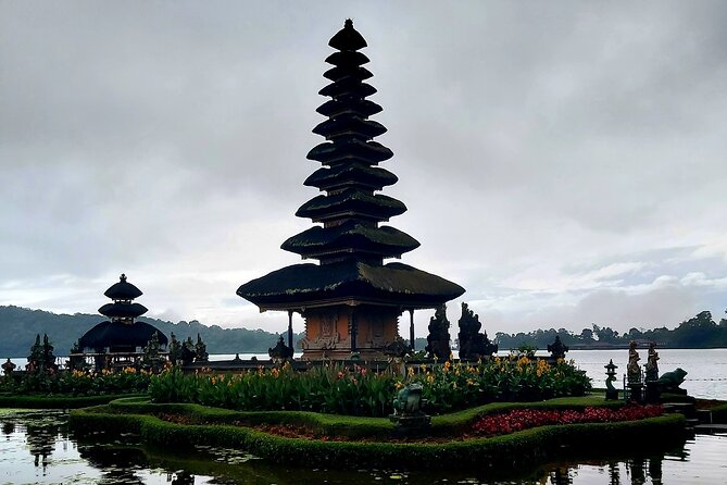 North Bali Private Tour - All Inclusive - What the private guide adds
