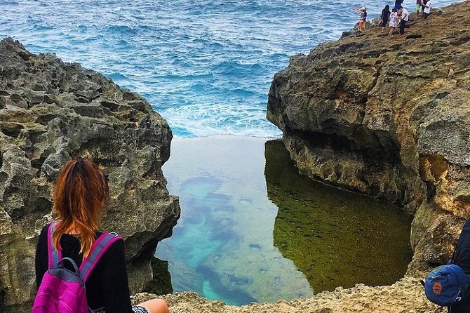 Nusa Penida Island Full-Day Tour from Bali - Indonesian lunch between the coastal stops