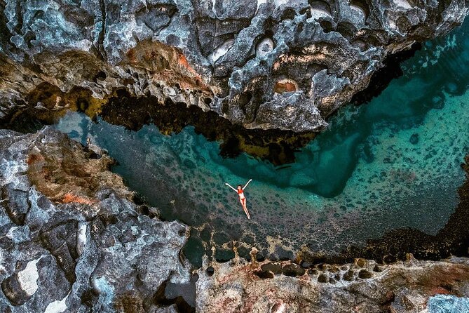 Nusa Penida Snorkeling 3 Point with Manta Bay & Land Tour - Lunch and the long road across Penida