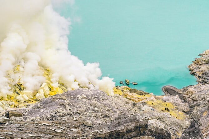 Overnight Mount Ijen Blue Fire Trekking Tour From Bali - Why Mount Ijen makes such a demanding night worthwhile