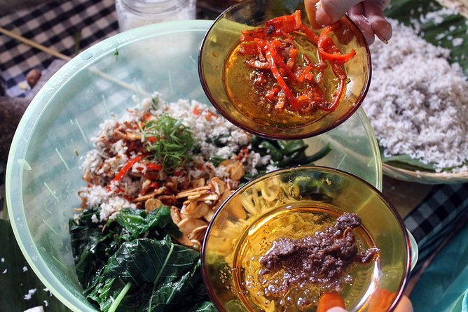 PRIVATE Authentic Balinese Cooking Class in Ubud at Putu's Home - The drive from Ubud to Putu’s village