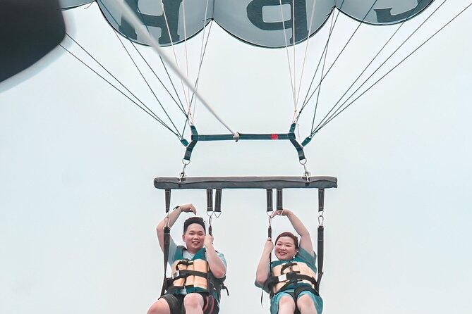 Private Bali Romantic Couple Tour with Parasailing Adventure - A short flight with a big ocean view