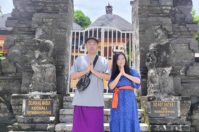 Private Bali Romantic Couple Tour with Parasailing Adventure - Jimbaran Bay and the candlelit dinner