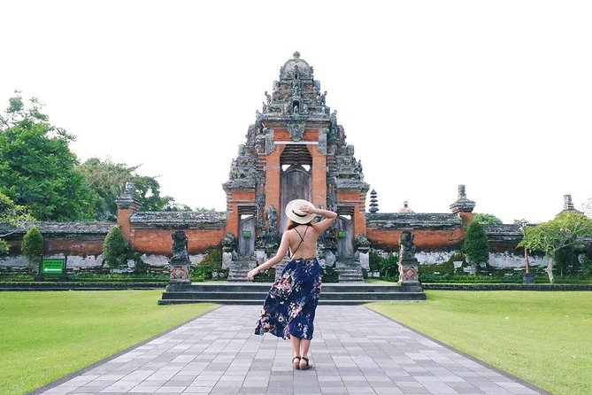 Private Bali Tour: Best of Bedugul and Tanah Lot Temple - Tanah Lot at the end of the day
