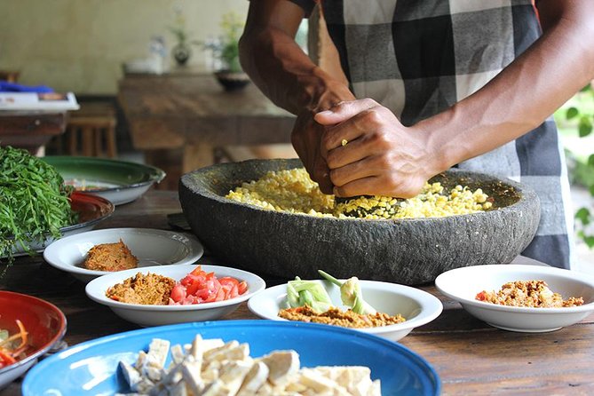 PRIVATE Balinese Cooking Class in Ubud with Dewa with Transfers - Key points to know before you book