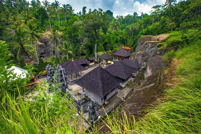 Private Full-Day Tour: Balinese Temples and Rice Terraces - Gunung Kawi and the long stairway to stone shrines