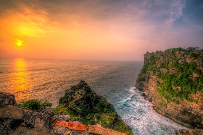 Private Tour: Full-Day Tanah Lot and Uluwatu Temples with Kecak Fire Dance Show - Who should book this experience
