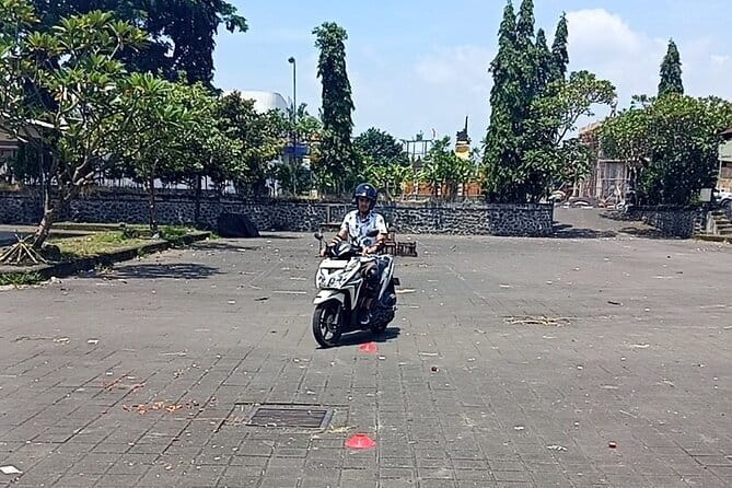 Scooter Lesson in Ubud - Key points to know before you book