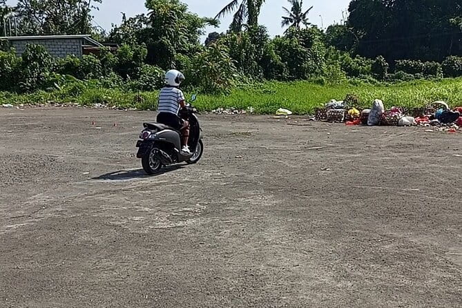 Scooter Lesson in Ubud - Why a scooter lesson makes sense in Ubud