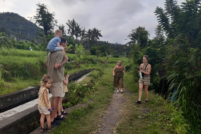 Sidemen Trekking Through Rice Terraces and Villages - What Your Guide Adds to the Experience