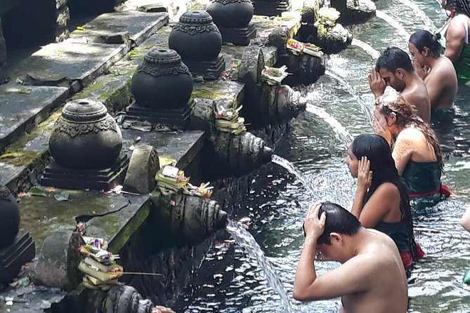 Skip the Line Tirta Empul Temple Entrance Ticket All Inclusive - What happens at Tirta Empul Temple