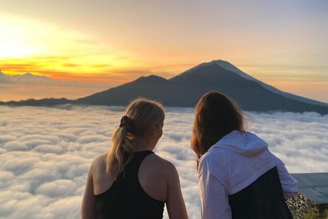 Sunrise Hike + Breakfast with Local Guide & Hotel Pickup - Why Mount Batur before dawn is worth the lost sleep