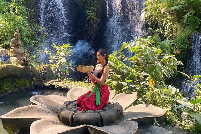 Taman Beji Griya Waterfall Tranquil Purification Ceremony - Booking timing, cancellation, and practical planning