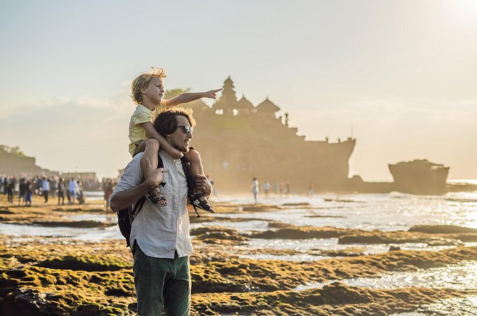 Tanah Lot - Jatiluwih (UNESCO) - Bedugul and Ulun Danu Temple Tour - Ulun Danu Beratan beside Lake Beratan