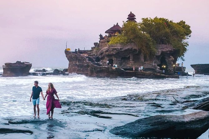 Tanah Lot - Jatiluwih (UNESCO) - Bedugul and Ulun Danu Temple Tour - Tanah Lot and the sea temple setting