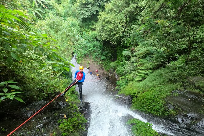 The Natural Canyoning in Alam Canyon - Alam Canyon is a rope-and-water playground