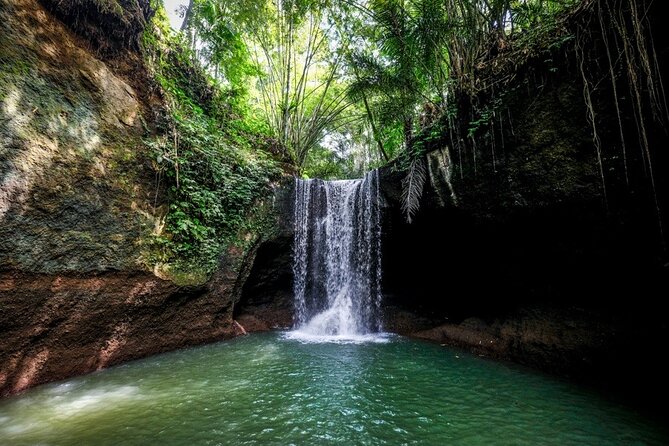 Top Bali Waterfalls: Suwat, Kanto Lampoe, Tibumana Waterfall - Timing, comfort, and what to pack