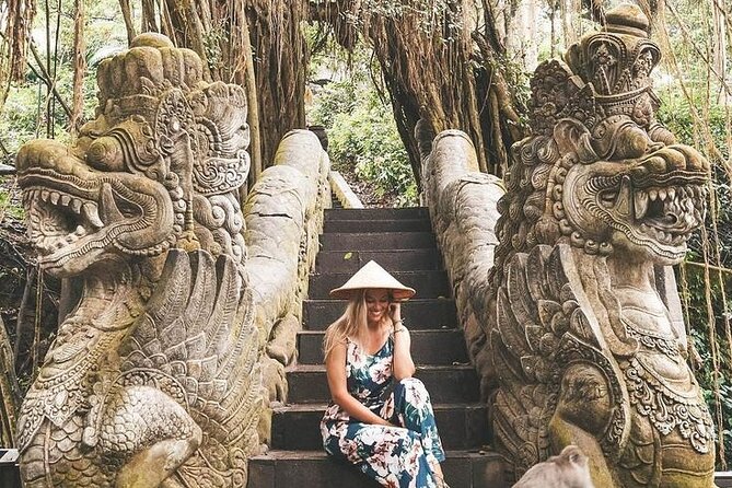 Ubud All-Inclusive Private Guide Tour - Lunch at D Alas Warung