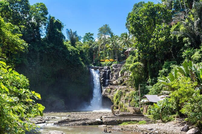 Ubud All-Inclusive Tour with Swing and Lunch - Tegenungan Waterfall for a short nature break