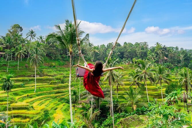 Ubud All-Inclusive Tour with Swing and Lunch - Celuk Village and the work of Balinese silversmiths