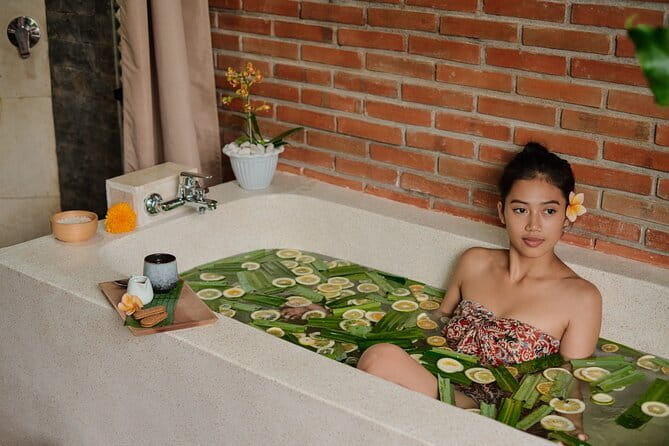 Ubud Balinese Massage Scrub And Flower Bath Experience - Key things to know before booking