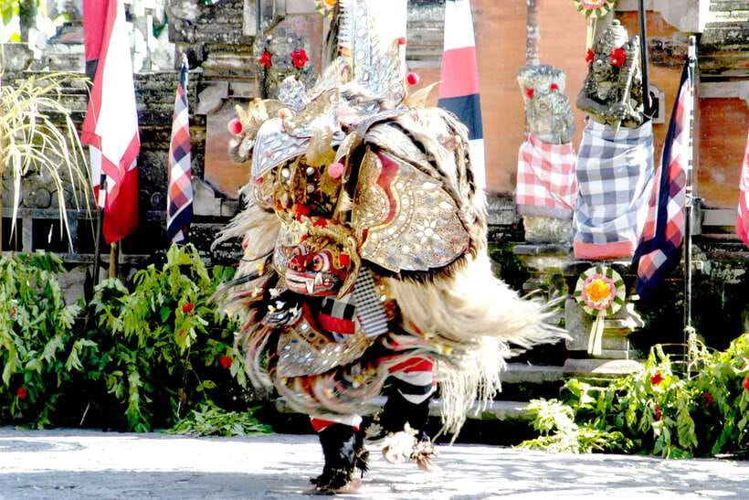 Ubud: Barong Dance and Keris Cultural Dance Show Tickets - Cost and what the low price really means