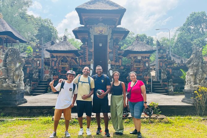 Ubud eBikes Tour to Tegallalang Rice Terrace - Starting at the Tegallalang meeting point
