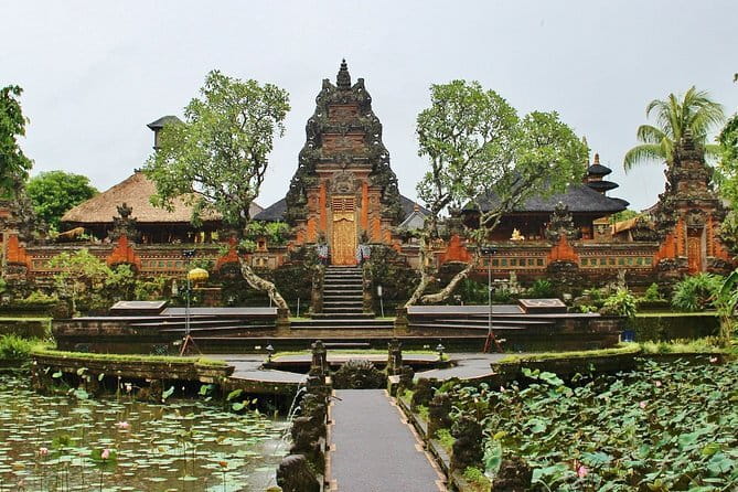 Ubud Highlight Private Charter with Jungle Swing - Tirta Empul and Bali’s holy spring water