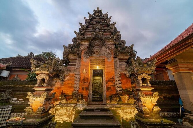 Ubud Highlights Rice Terraces, Temple, Waterfall & Monkeys forest - Guides, transport, and the value of a private day