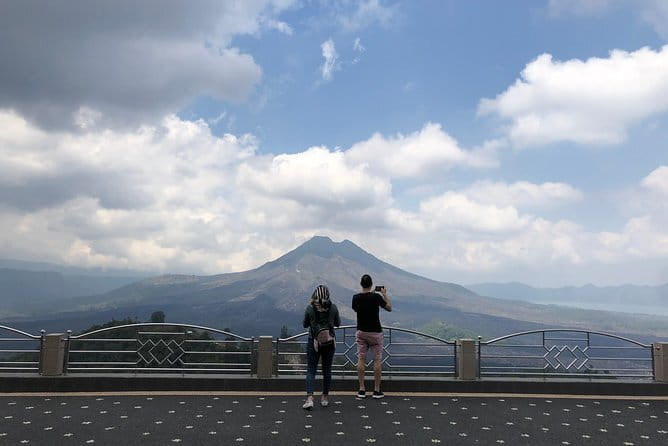 Ubud: Holy Water Temple, Volcano View, Rice Terrace, MonkeyForest - Kintamani and Mount Batur: the day’s big view